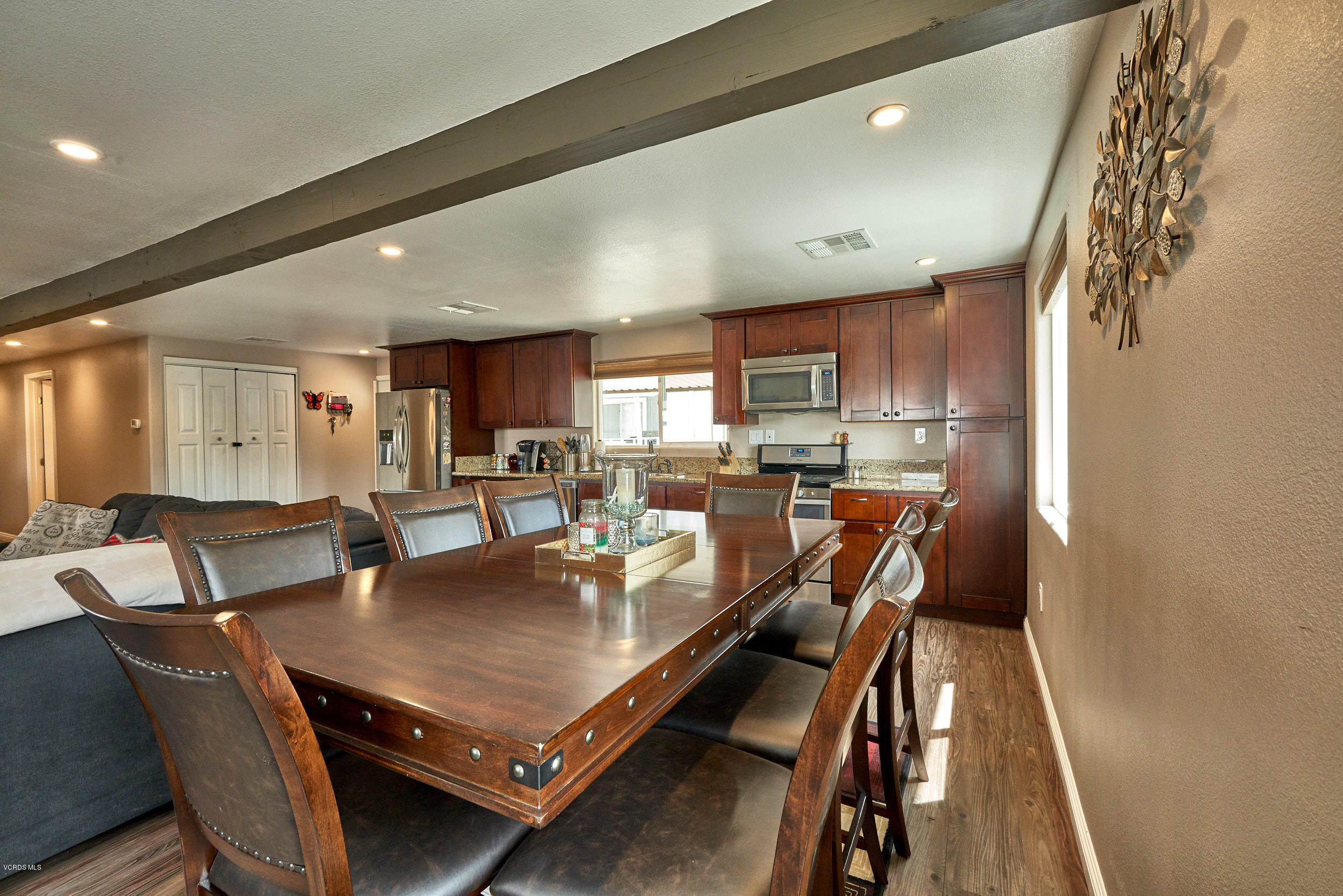 1550 Rory Lane, Unit 94 Simi Valley, CA 93063 - Photo 10 of 38 1550 rory 010
