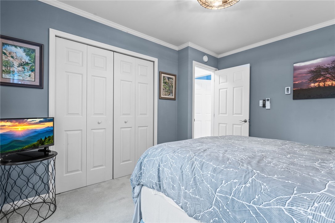 9081 Pittmans Gap Road Newland, NC 28657 - Photo 22 of 49