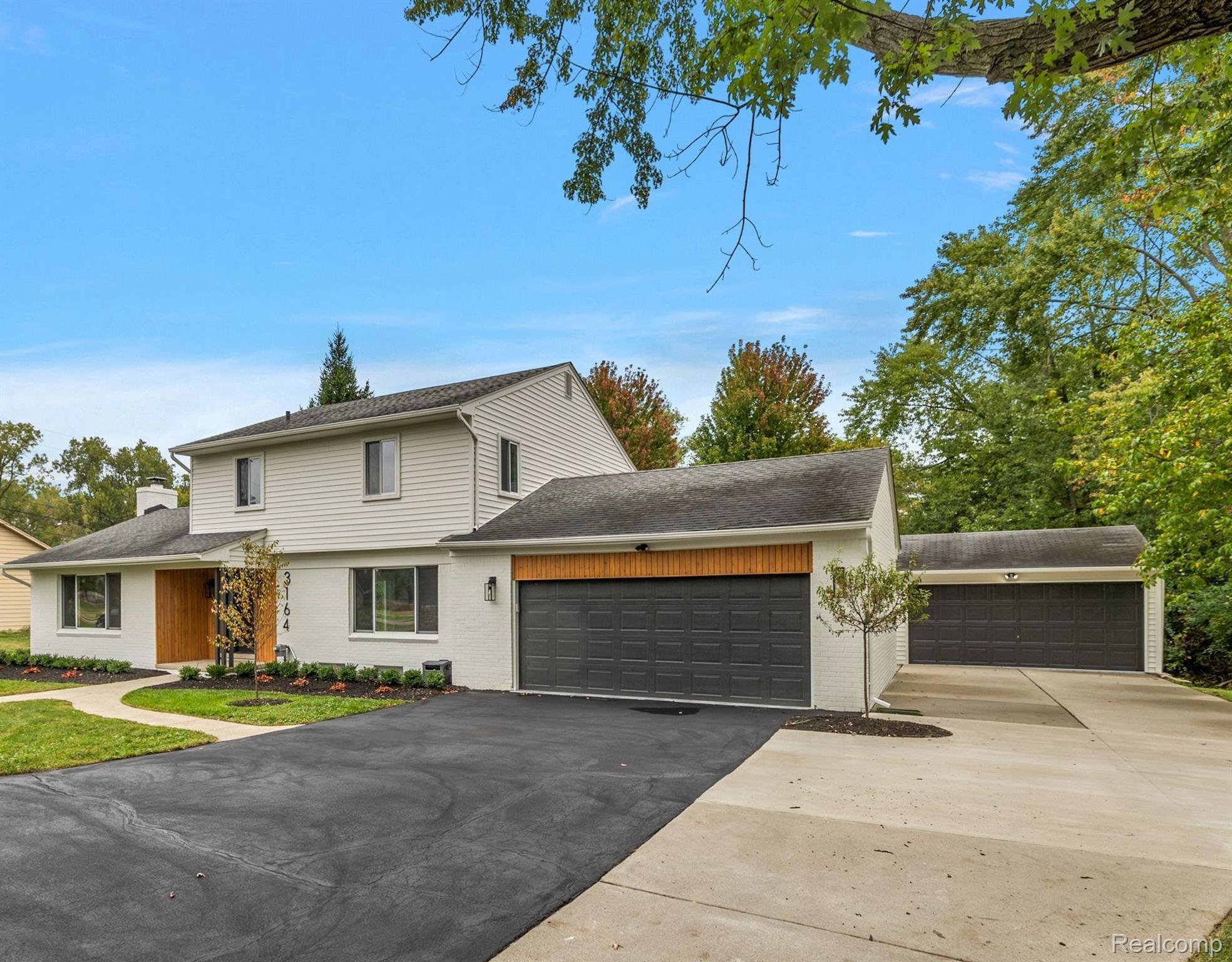 3164 Alpine Road Troy, MI 48084 - Photo 3 of 39 Gallery Image 3