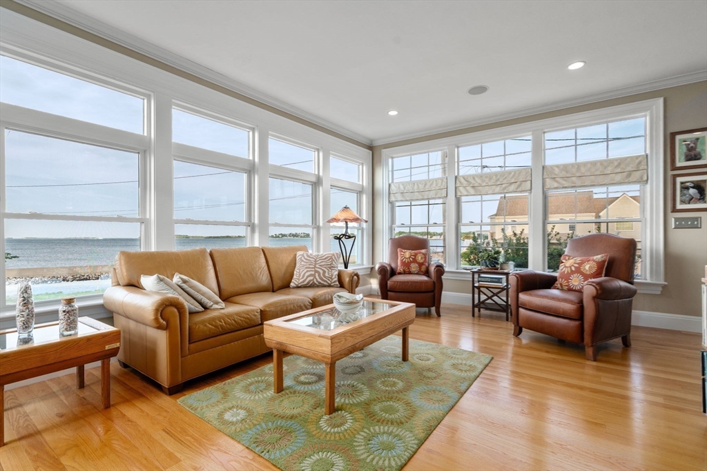 7 Swan Road Quincy, MA 02169 - Photo 7 of 23
