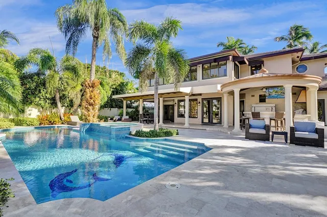 a view of a lake with houses