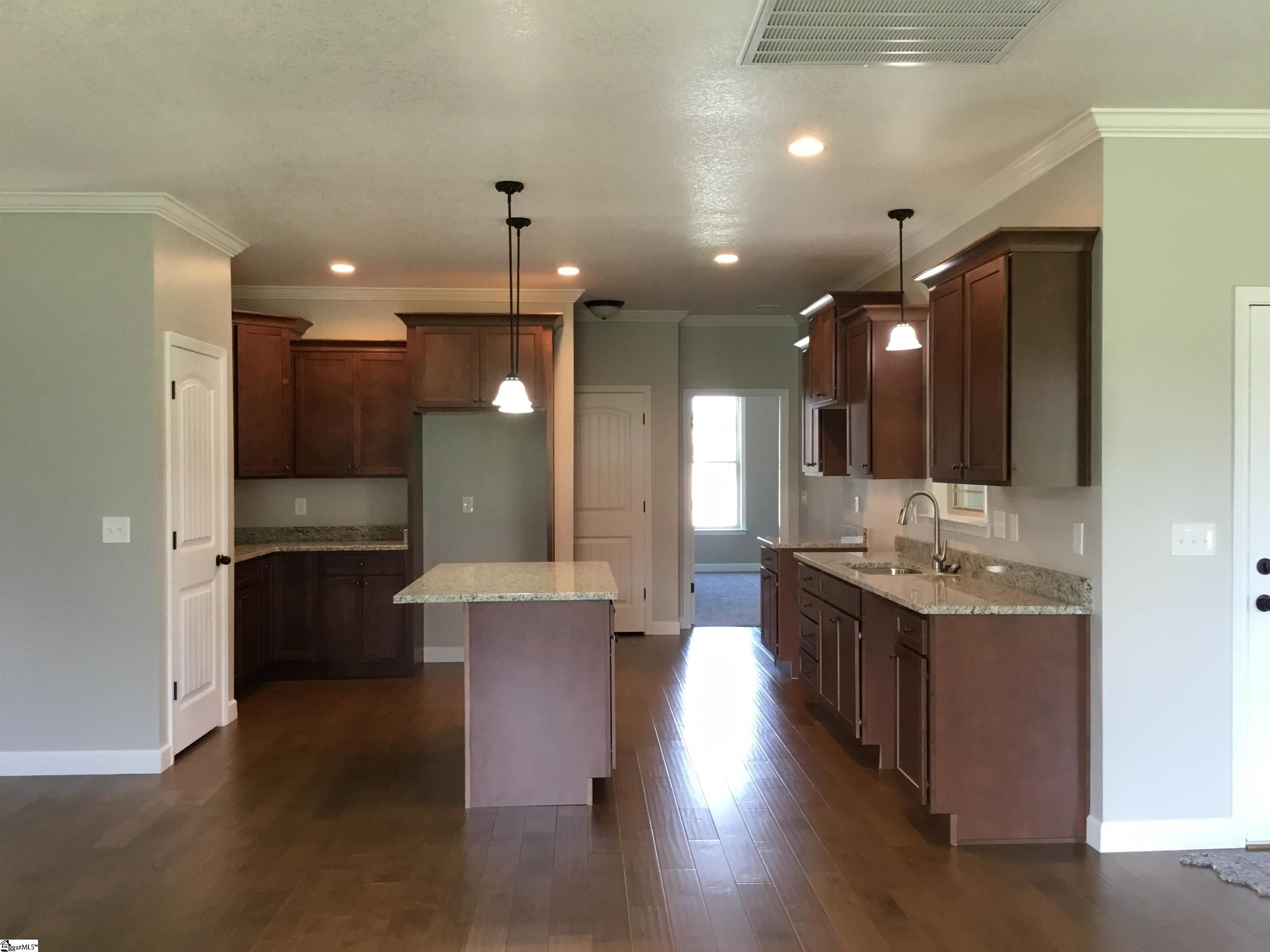 730 Cornwallis Road Spartanburg, SC 29306 - Photo 8 of 34 Gallery Image 8