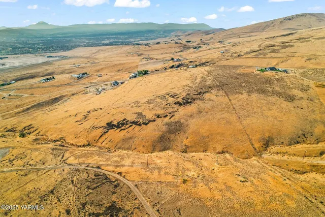 a view of ocean view