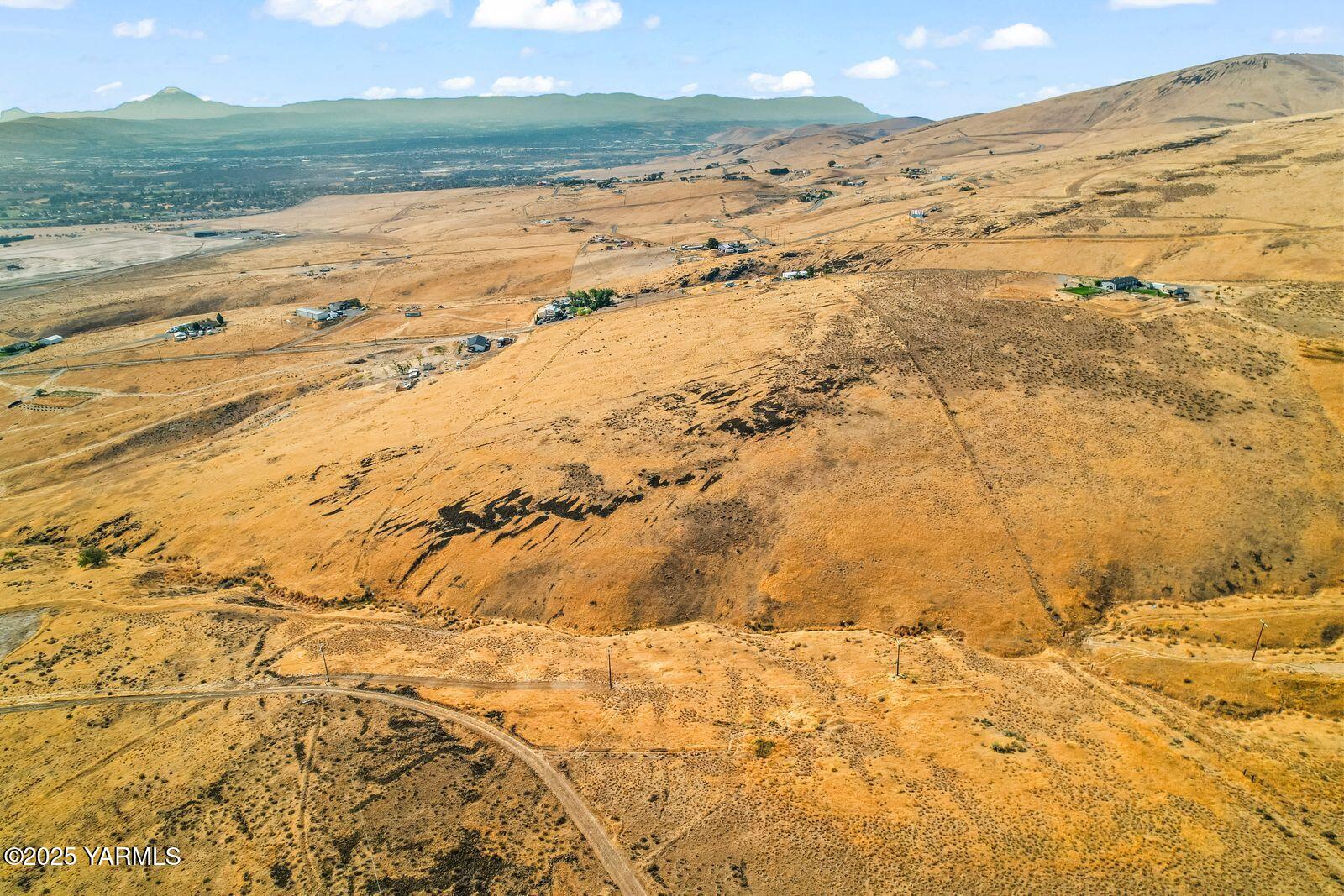 Nka Solar Lane Yakima, WA 98901 - Photo 7 of 10 a view of ocean view