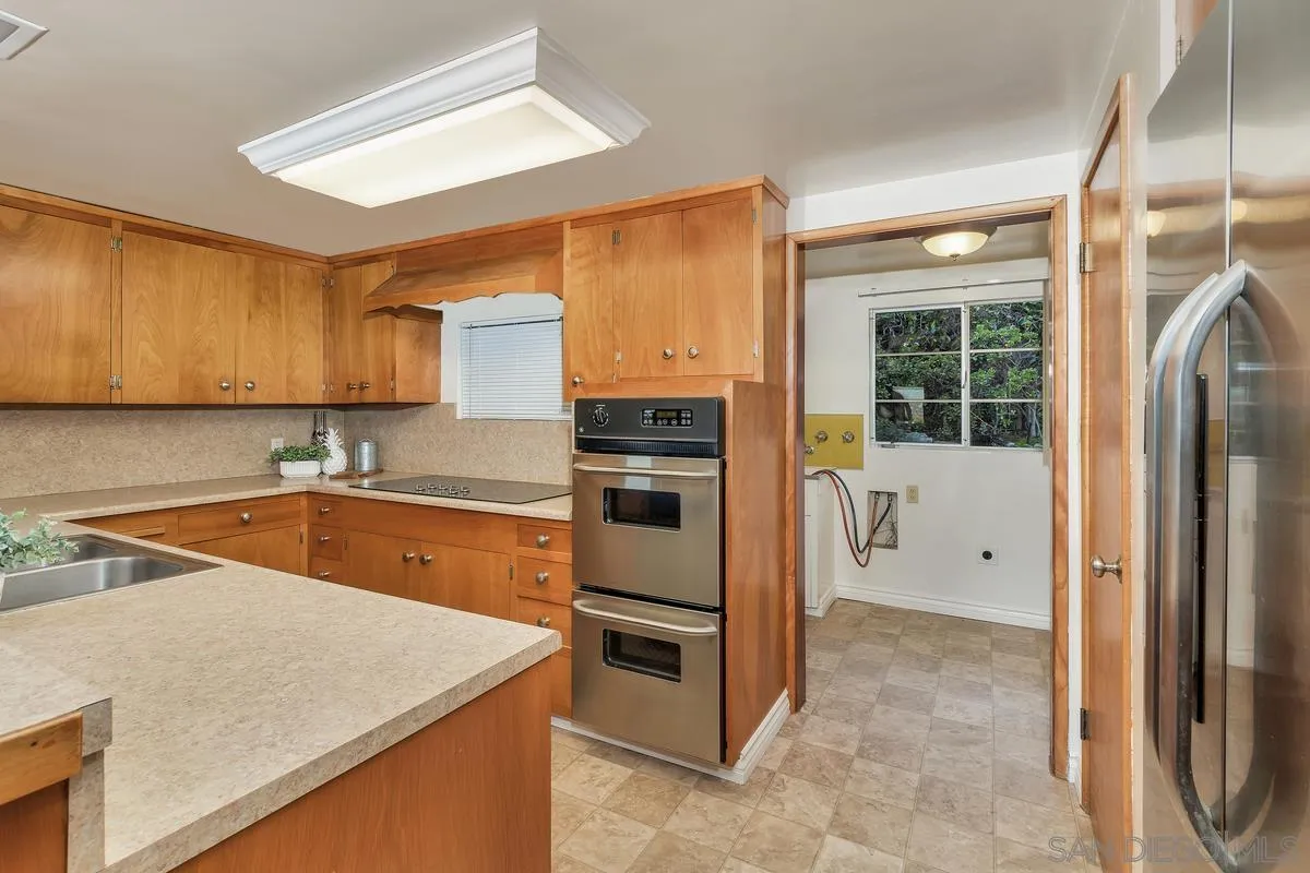 10005 Country View Road La Mesa, CA 91941 - Photo 18 of 37 Gallery Image 18