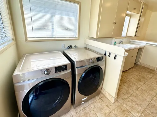 $2,995 | 1915 Belmont Lane, Redondo Beach, CA 90278