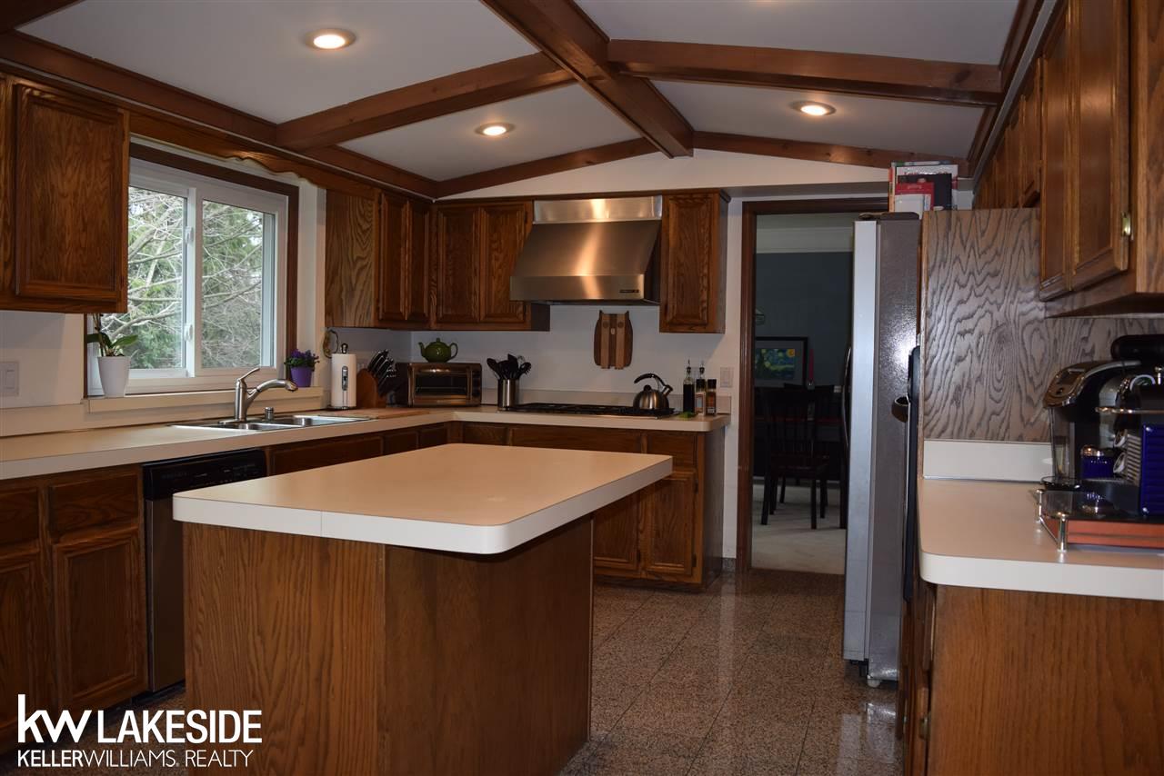 3199 Salem Drive Rochester, MI 48306 - Photo 20 of 64 31315844-19.JPG