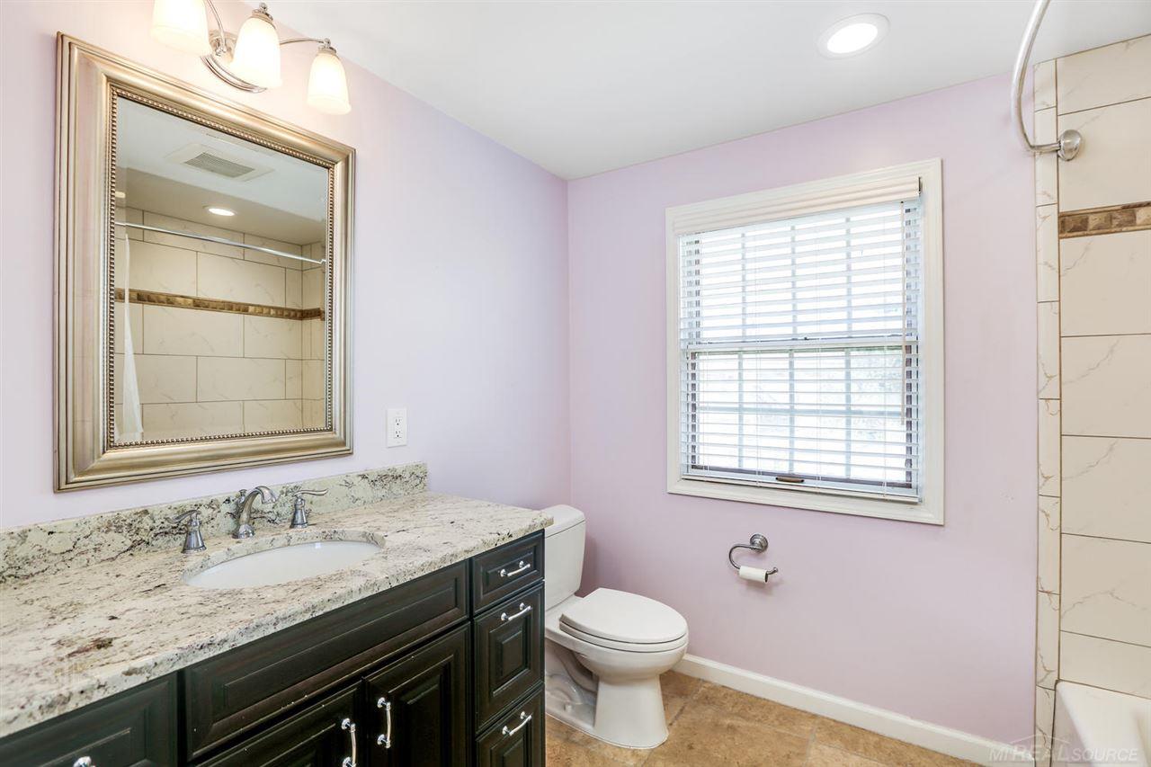 785 Bedford Road Grosse Pointe Park, MI 48230 - Photo 11 of 18