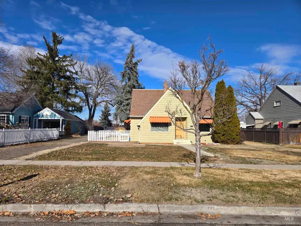 $285,000 | 1115 Southwest 2nd Avenue, Ontario, OR 97914
