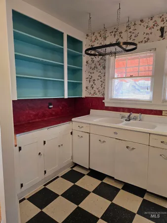 $285,000 | 1115 Southwest 2nd Avenue, Ontario, OR 97914