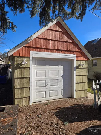 $285,000 | 1115 Southwest 2nd Avenue, Ontario, OR 97914