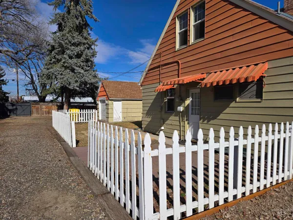 $285,000 | 1115 Southwest 2nd Avenue, Ontario, OR 97914