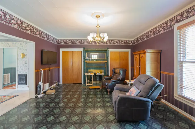 $375,000 | 1565 Eli Brown Road, Henry, TN 38231