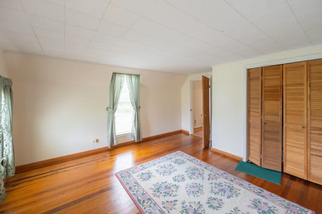 $375,000 | 1565 Eli Brown Road, Henry, TN 38231