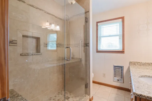 $375,000 | 1565 Eli Brown Road, Henry, TN 38231