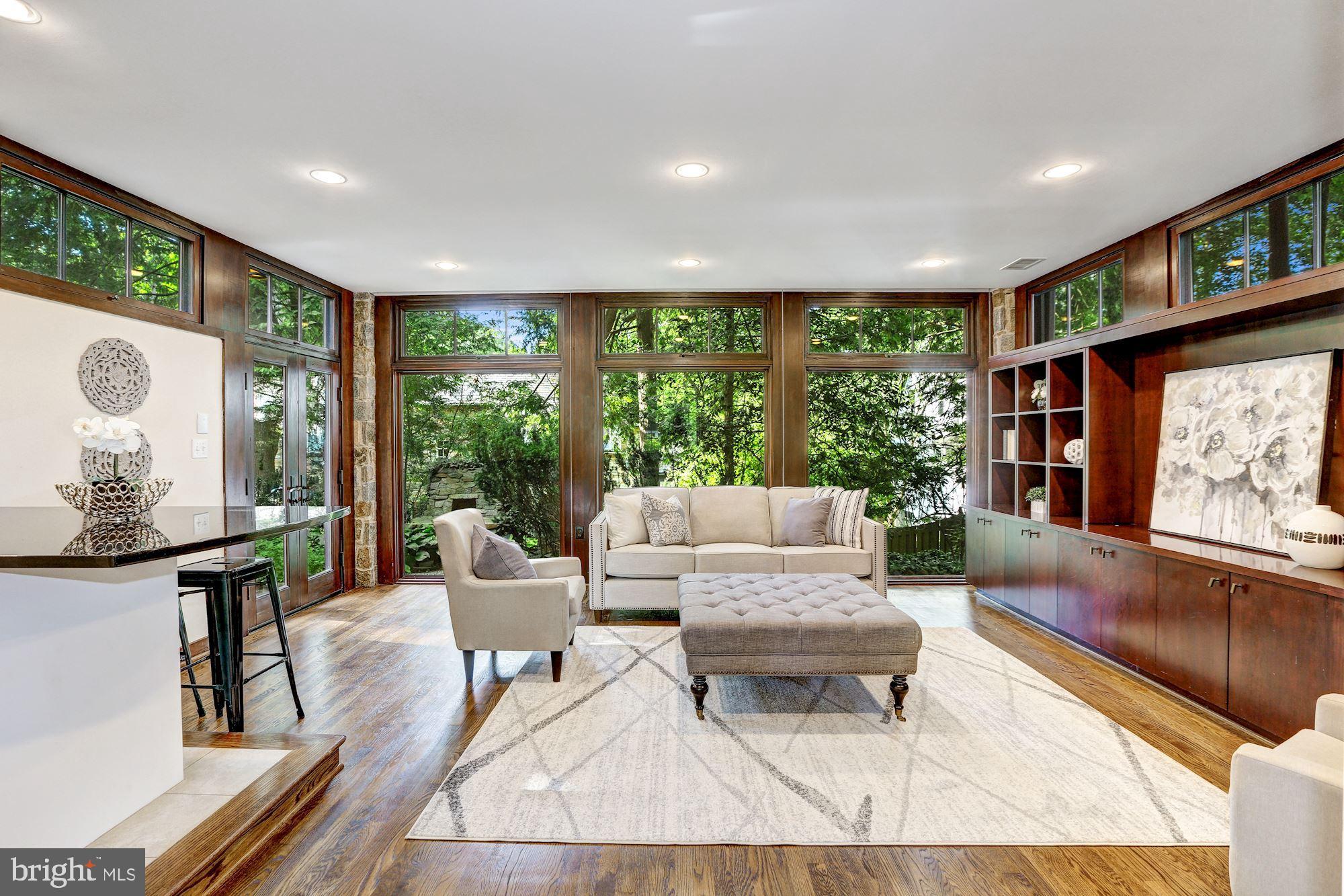 5204 Abingdon Road Bethesda, MD 20816 - Photo 2 of 30 Family Room
