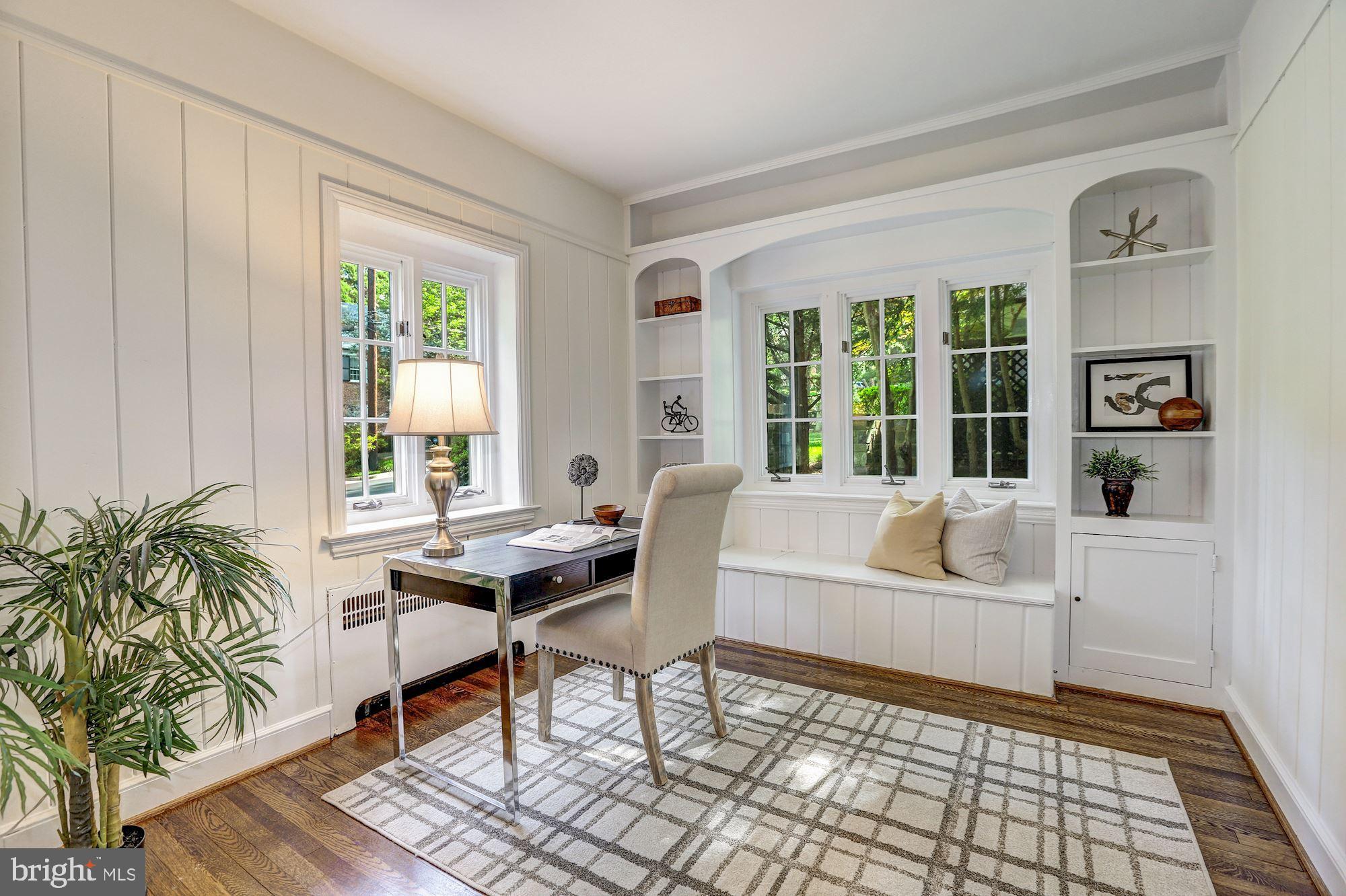 5204 Abingdon Road Bethesda, MD 20816 - Photo 12 of 30 Private Office with Built-ins