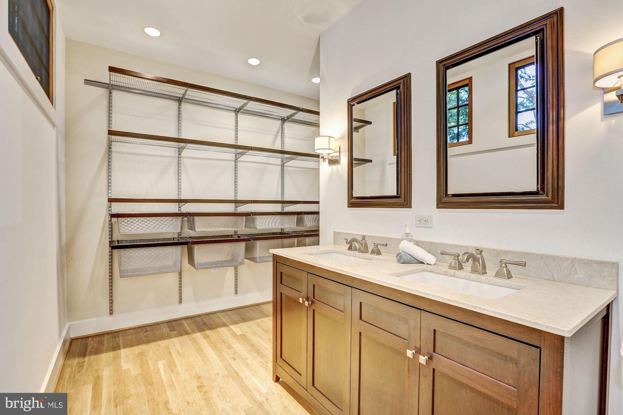 5204 Abingdon Road Bethesda, MD 20816 - Photo 19 of 30 Master Bath/ Dressing Room