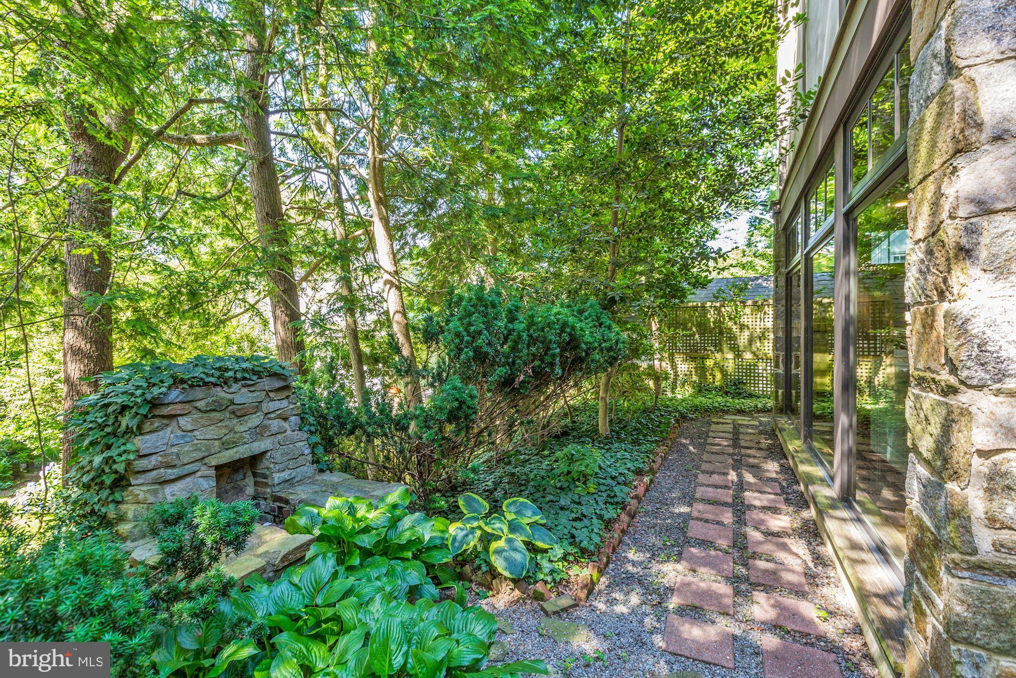 5204 Abingdon Road Bethesda, MD 20816 - Photo 29 of 30 Rear Exterior