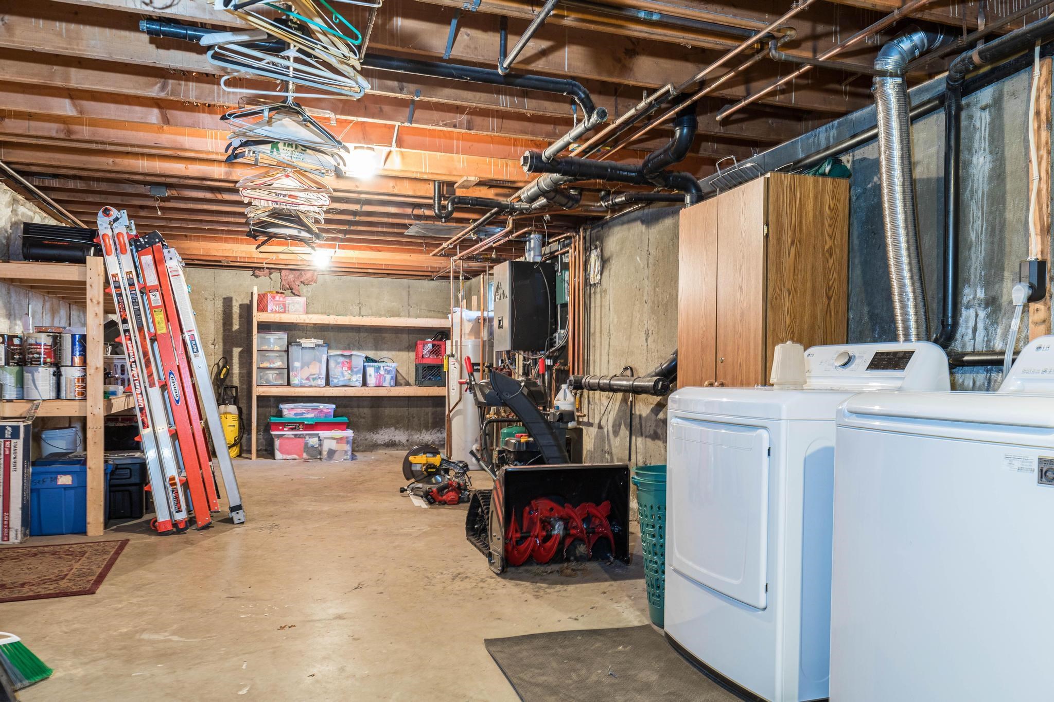 51 Dorothy Drive Epping, NH 03042 - Photo 23 of 38