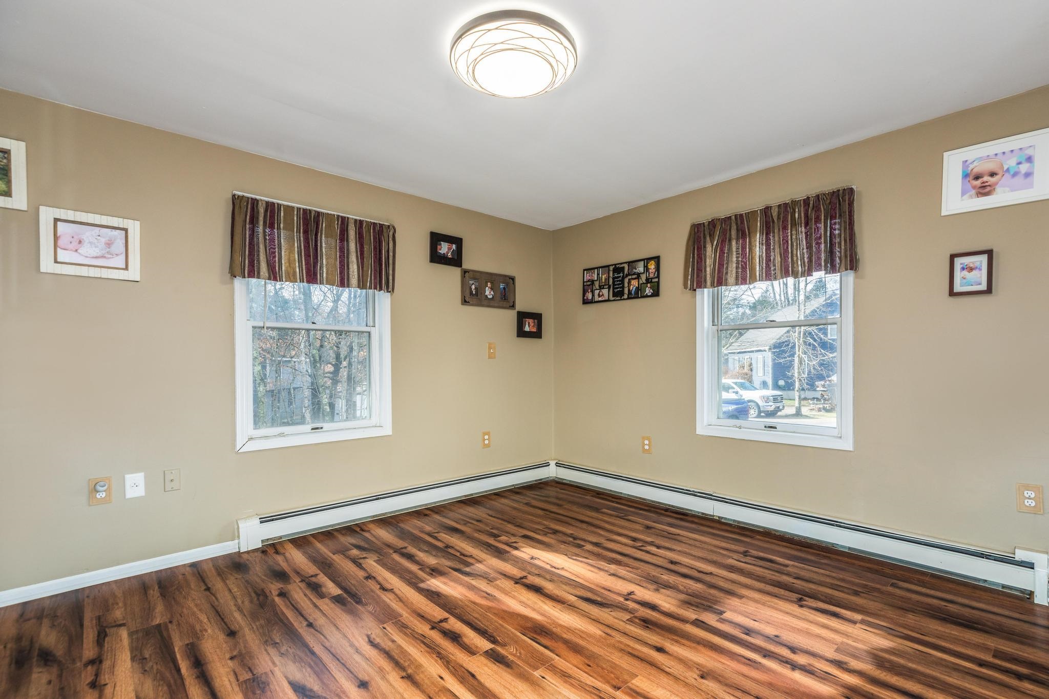 51 Dorothy Drive Epping, NH 03042 - Photo 4 of 38