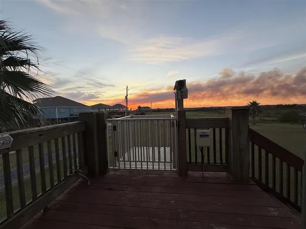 $375,000 | 132 Pelican Beach Drive, Cameron, LA 70631