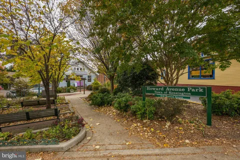 $1,050,000 | 3810 Dresden Street, Kensington, MD 20895