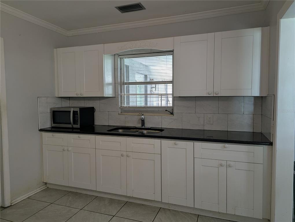 7633 South Cres Loop Floral City, FL 34436 - Photo 14 of 38