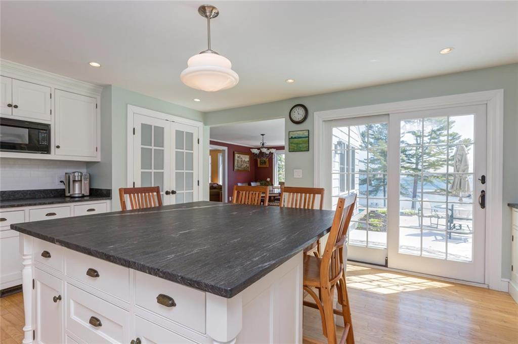 20 Longmeadow Road Cumberland Foreside, ME 04110 - Photo 9 of 35 Photo