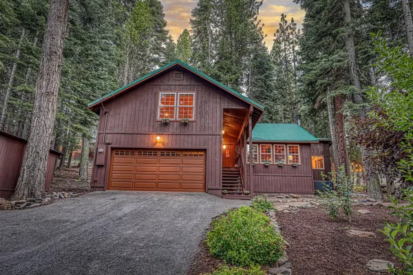 $989,000 | 12199 Greenwood Court, Truckee, CA 96161