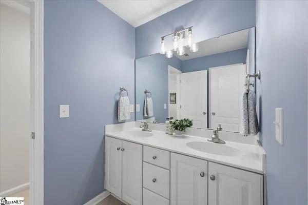 $469,900 | 1 Braeburn Drive, Simpsonville, SC 29681