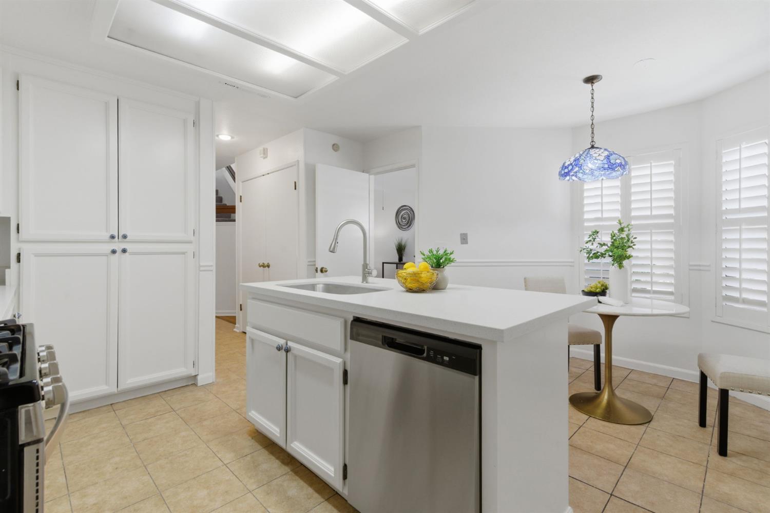 1451 West Swain Road Stockton, CA 95207 - Photo 14 of 36