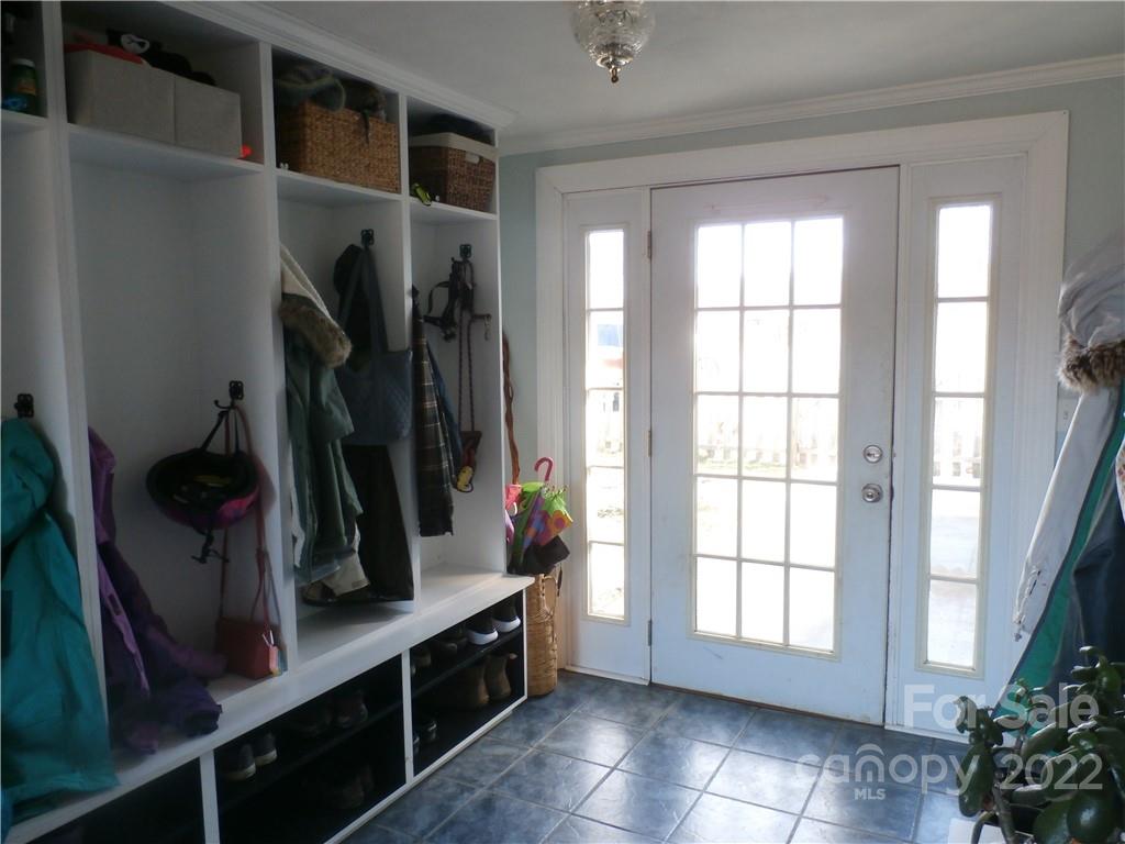 1096 Dale Road Spruce Pine, NC 28777 - Photo 27 of 48 Gallery Image 27