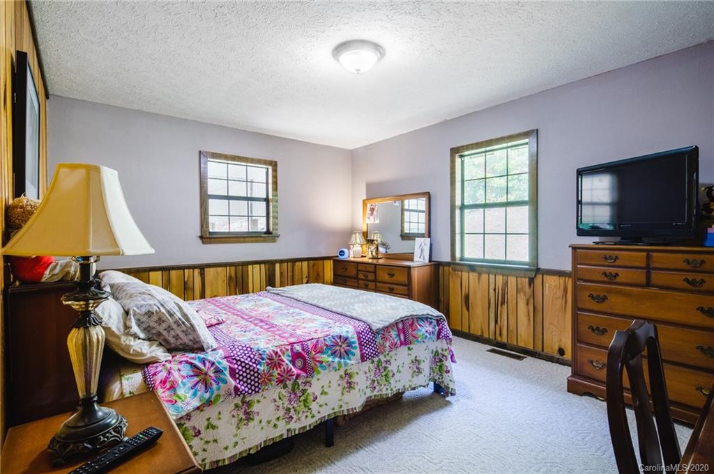 191 Maple Cove Road Rosman, NC 28772 - Photo 19 of 27 Gallery Image 19