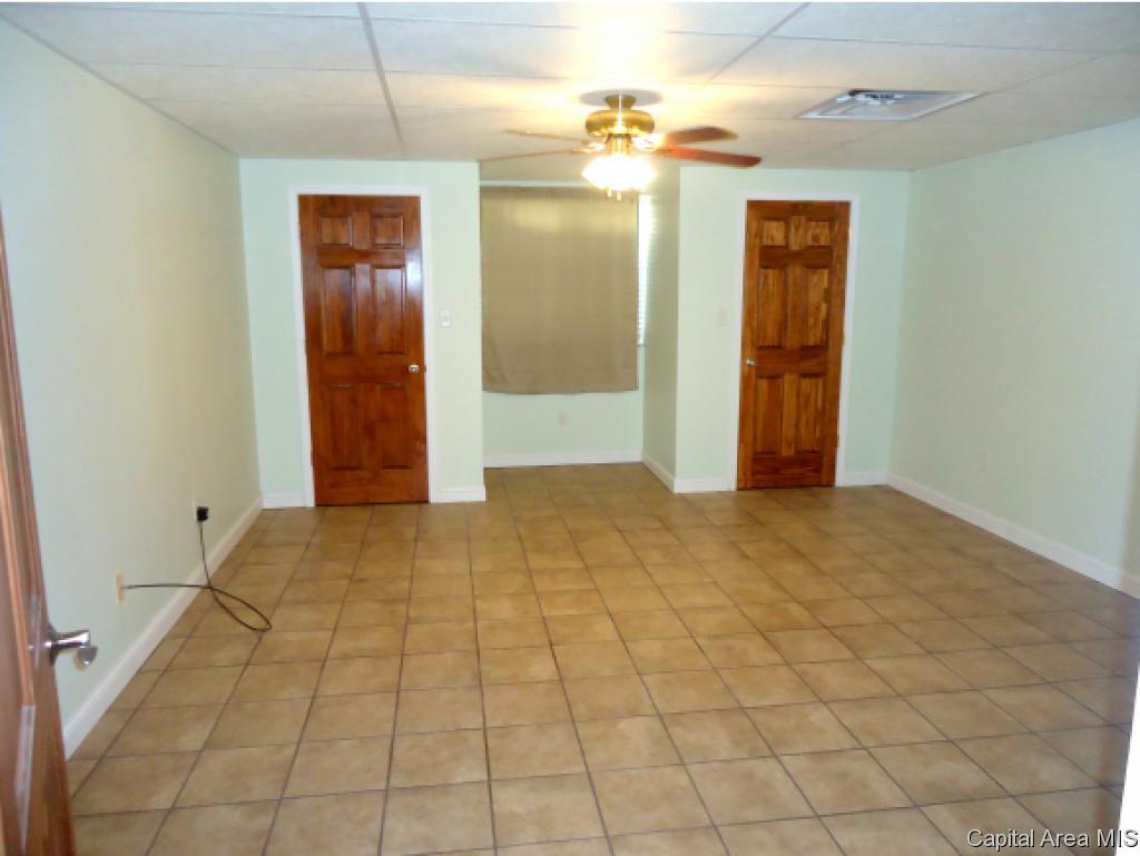 7203 Preston Drive Springfield, IL 62711 - Photo 33 of 36