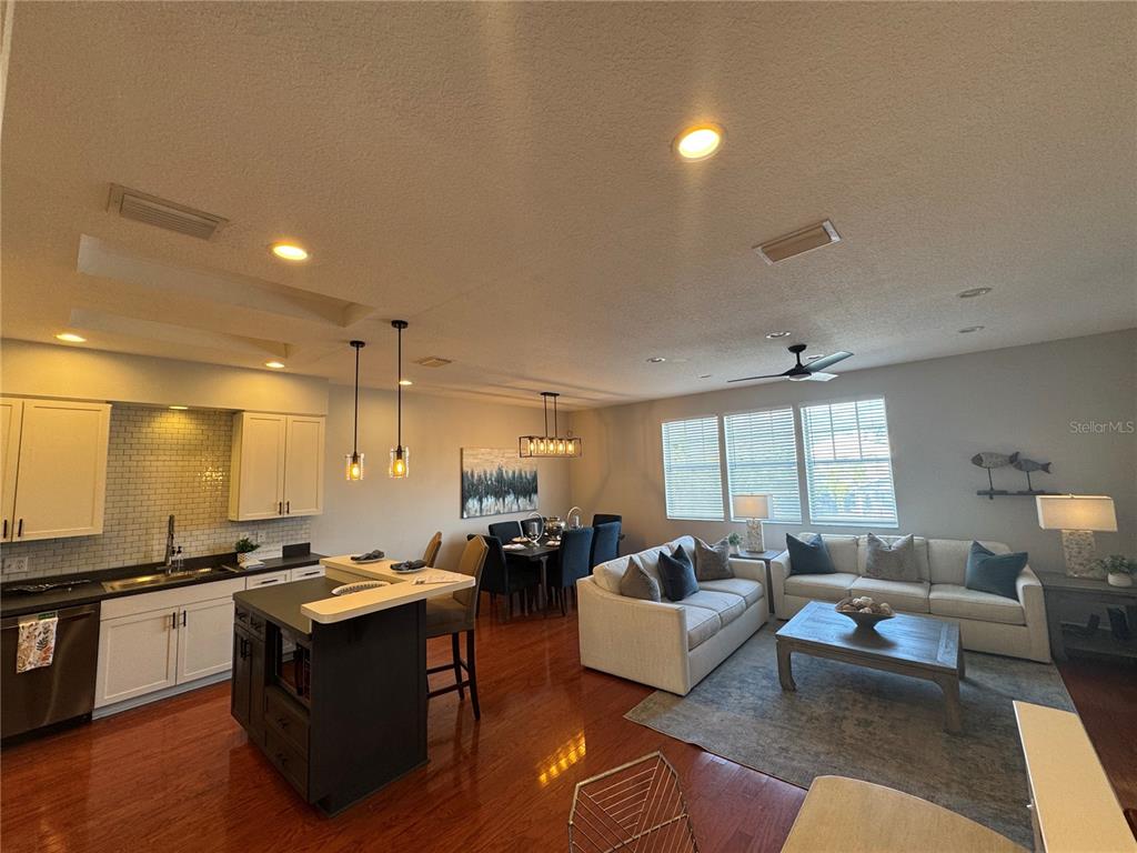 2900 West Azeele Street, Unit M Tampa, FL 33609 - Photo 14 of 25