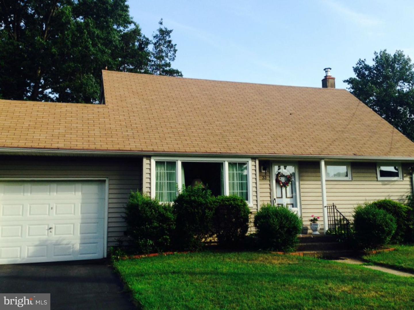 33 Beaumont Road Hamilton, NJ 08620 - Photo 2 of 14