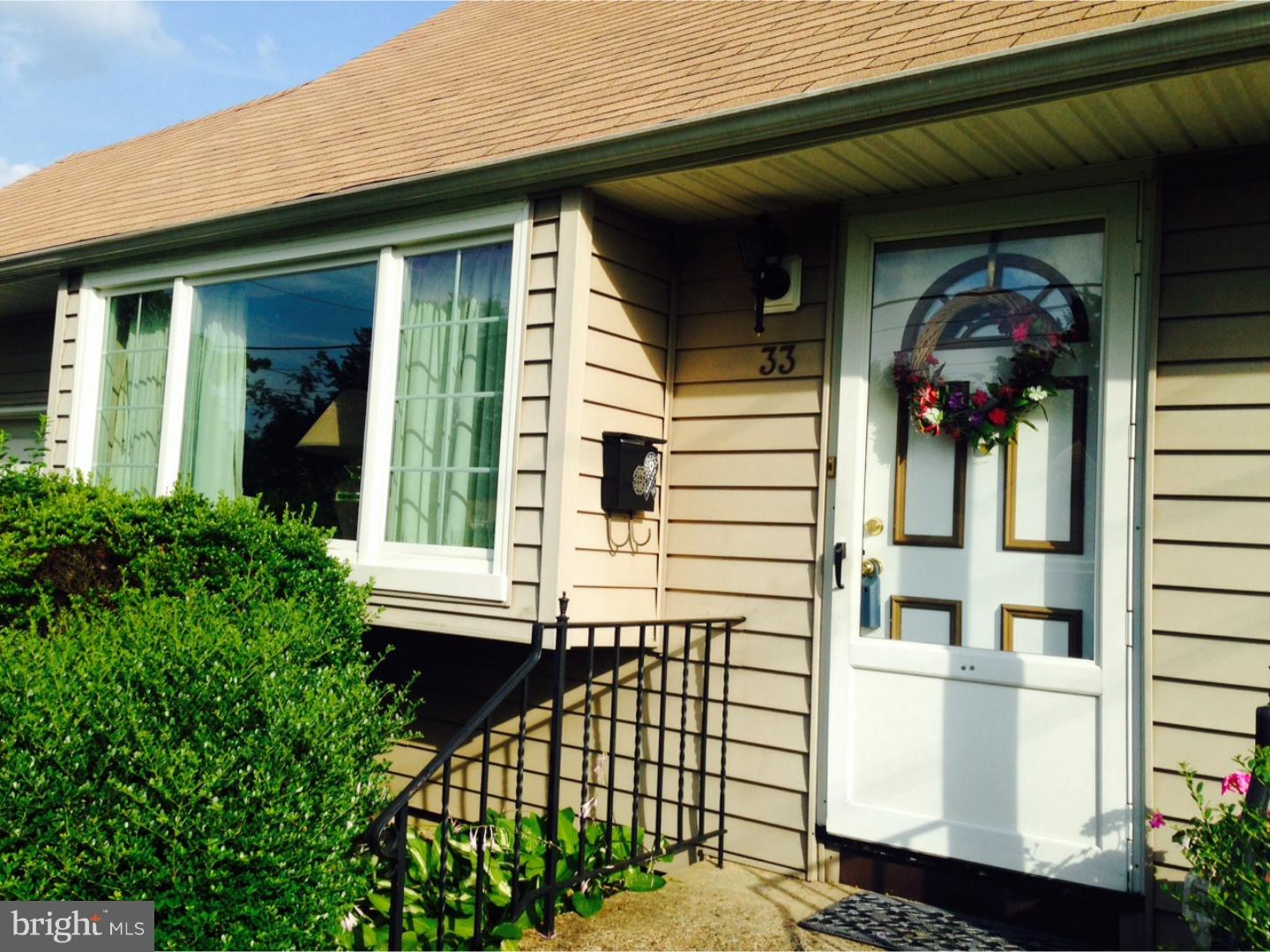 33 Beaumont Road Hamilton, NJ 08620 - Photo 3 of 14