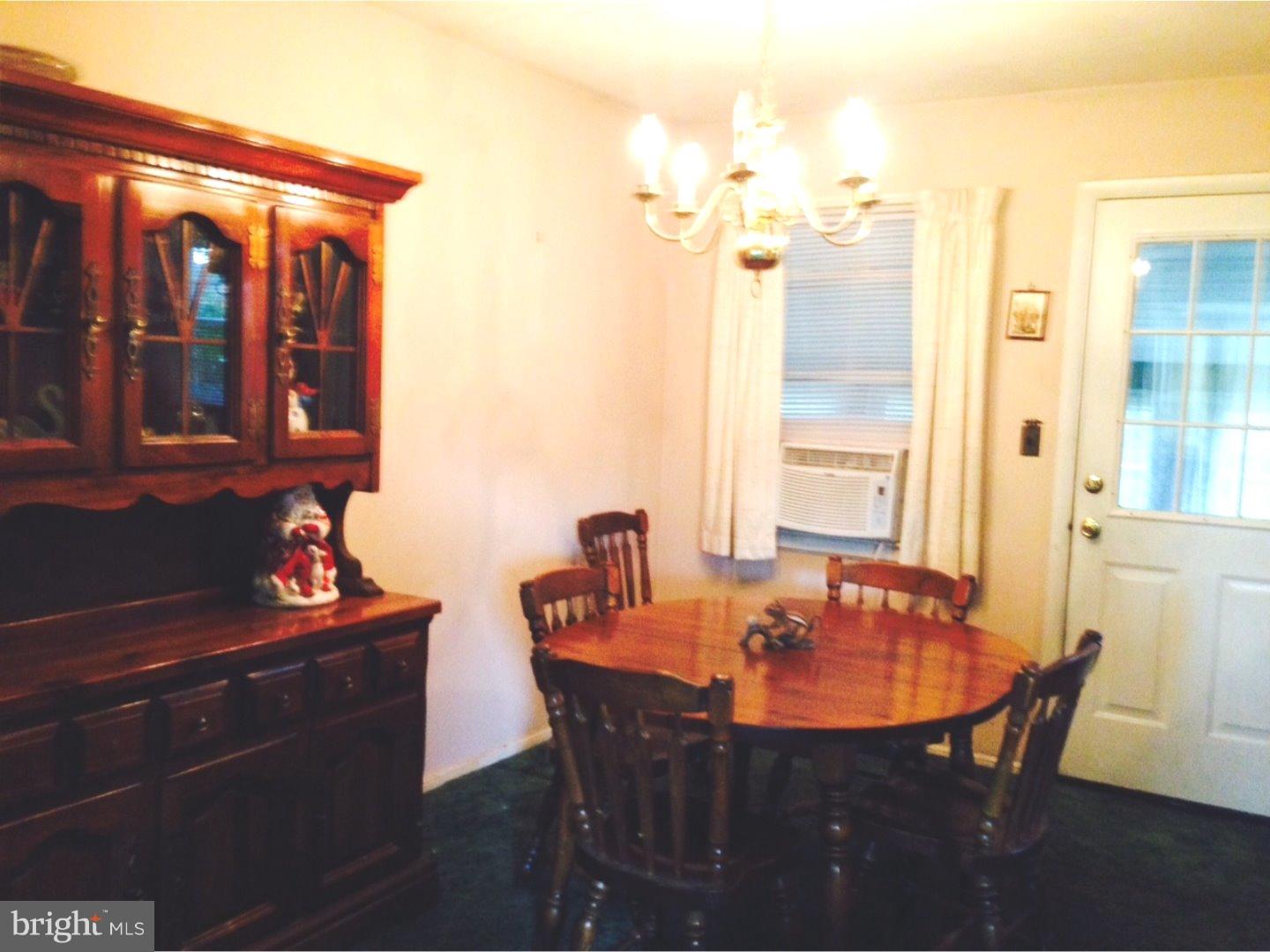 33 Beaumont Road Hamilton, NJ 08620 - Photo 9 of 14