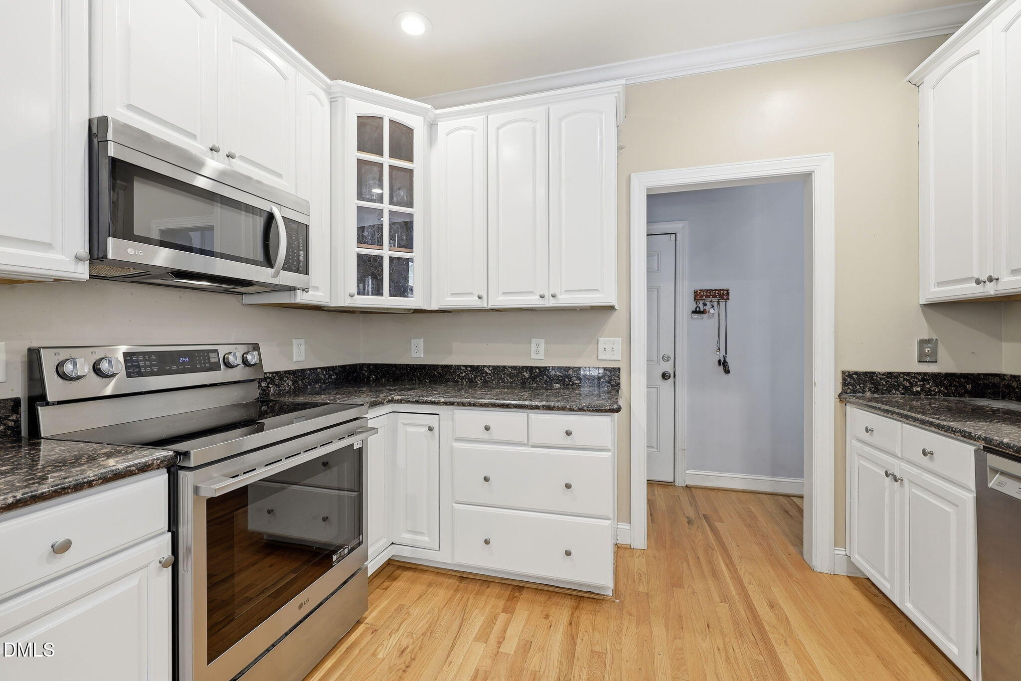 6804 Pinnacle Ridge Road Raleigh, NC 27603 - Photo 15 of 39