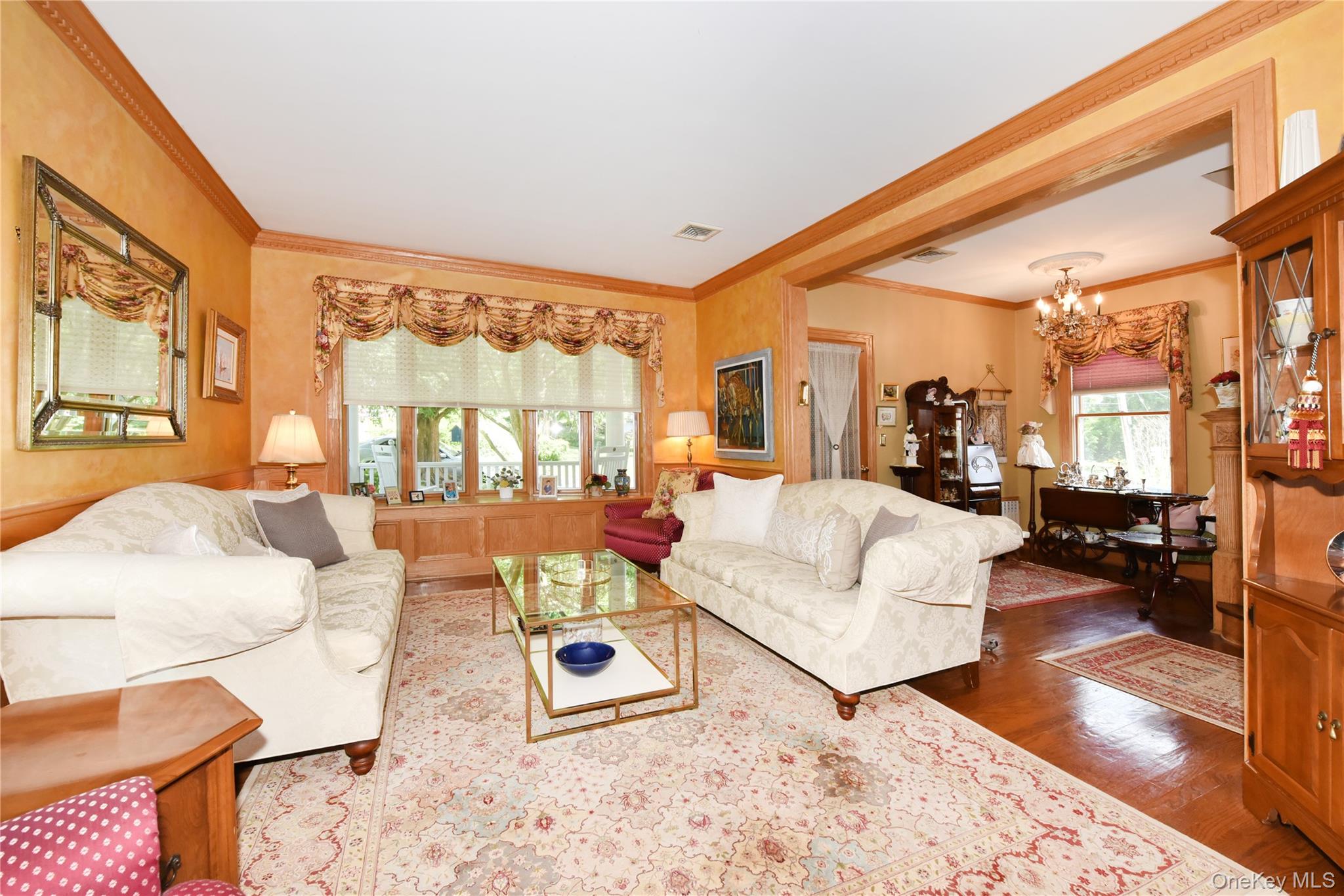 328 38th Road Queens, NY 11363 - Photo 10 of 35