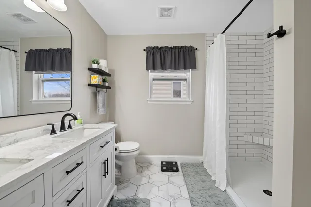 $399,900 | 228 West Haven Drive, Watertown, WI 53094