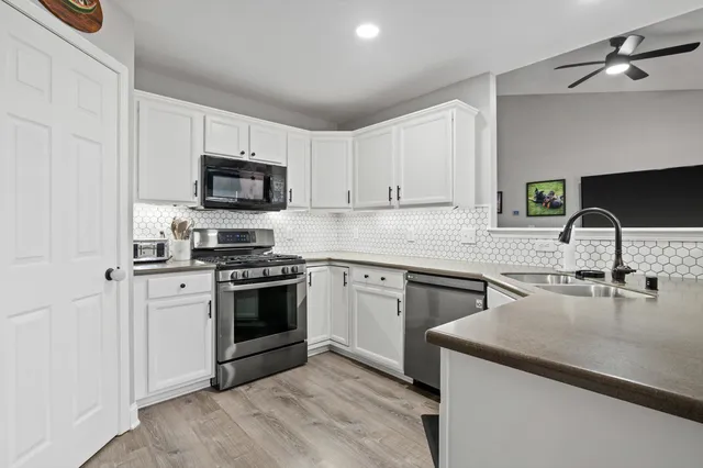 $399,900 | 228 West Haven Drive, Watertown, WI 53094