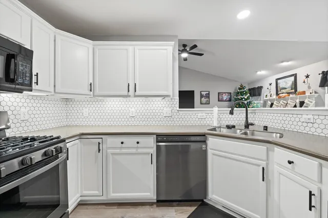 $399,900 | 228 West Haven Drive, Watertown, WI 53094