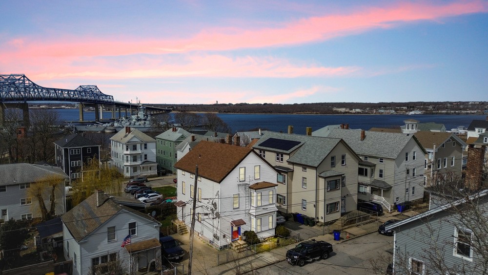 22 Danforth Street Fall River, MA 02720 - Photo 3 of 15