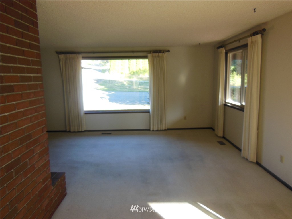 7414 Foster Slough Road Snohomish, WA 98290 - Photo 8 of 13 Gallery Image 8