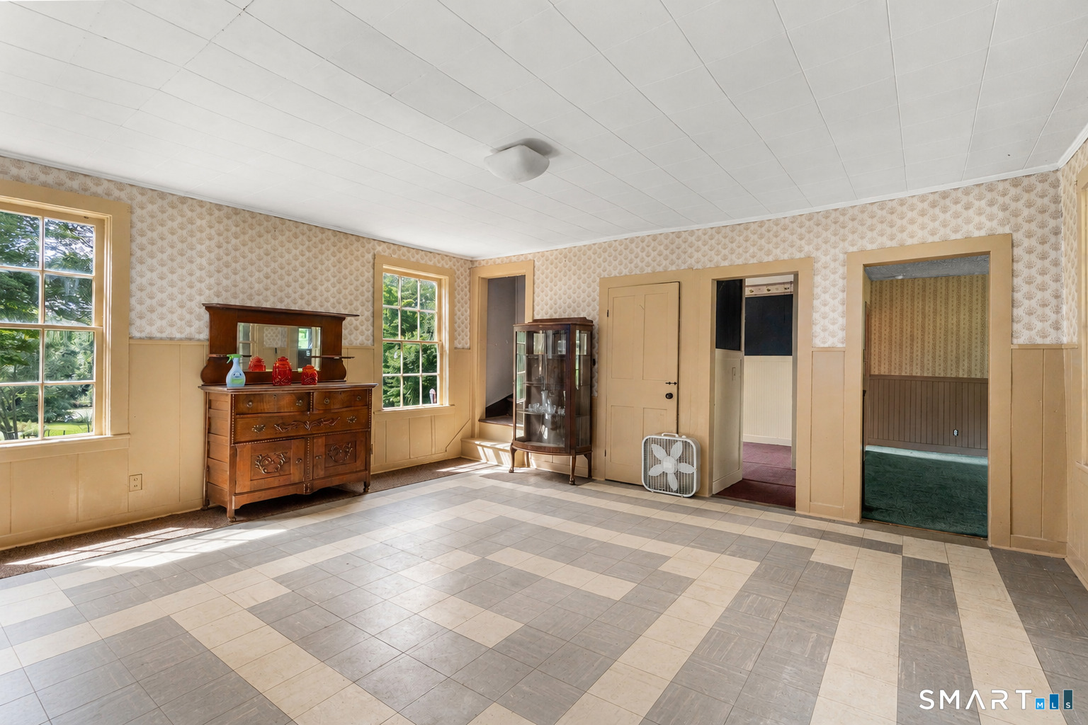 128 Holmes Road Pomfret, CT 06259 - Photo 9 of 37 Gallery Image 9