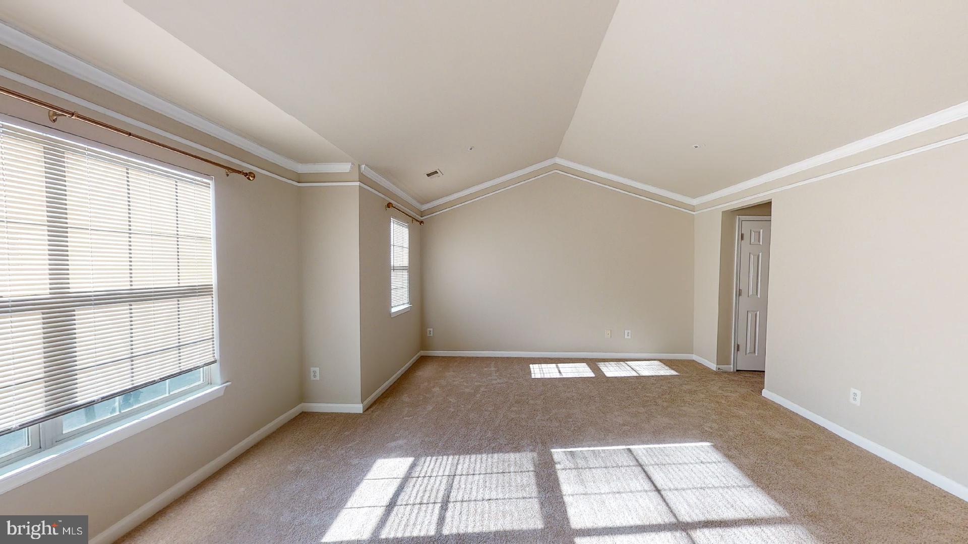 9418 Ardwick Ardmore Road Springdale, MD 20721 - Photo 32 of 56 Owner's suite