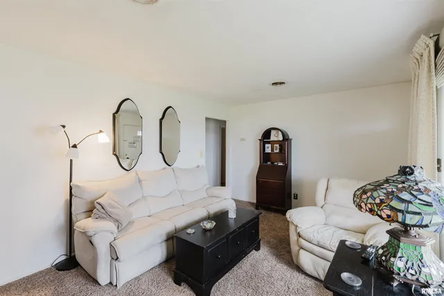 $140,000 | 15100 Moellers Road, Marion, IL 62959