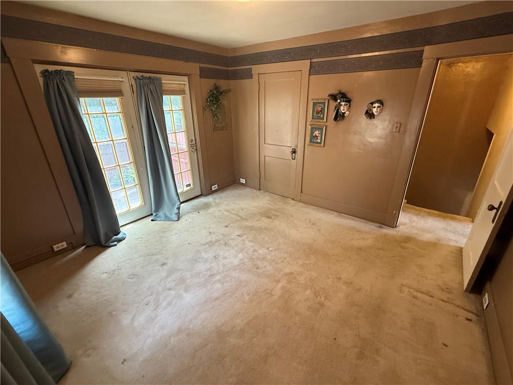 433 Miller Avenue Butler, PA 16001 - Photo 19 of 29 a view of a door